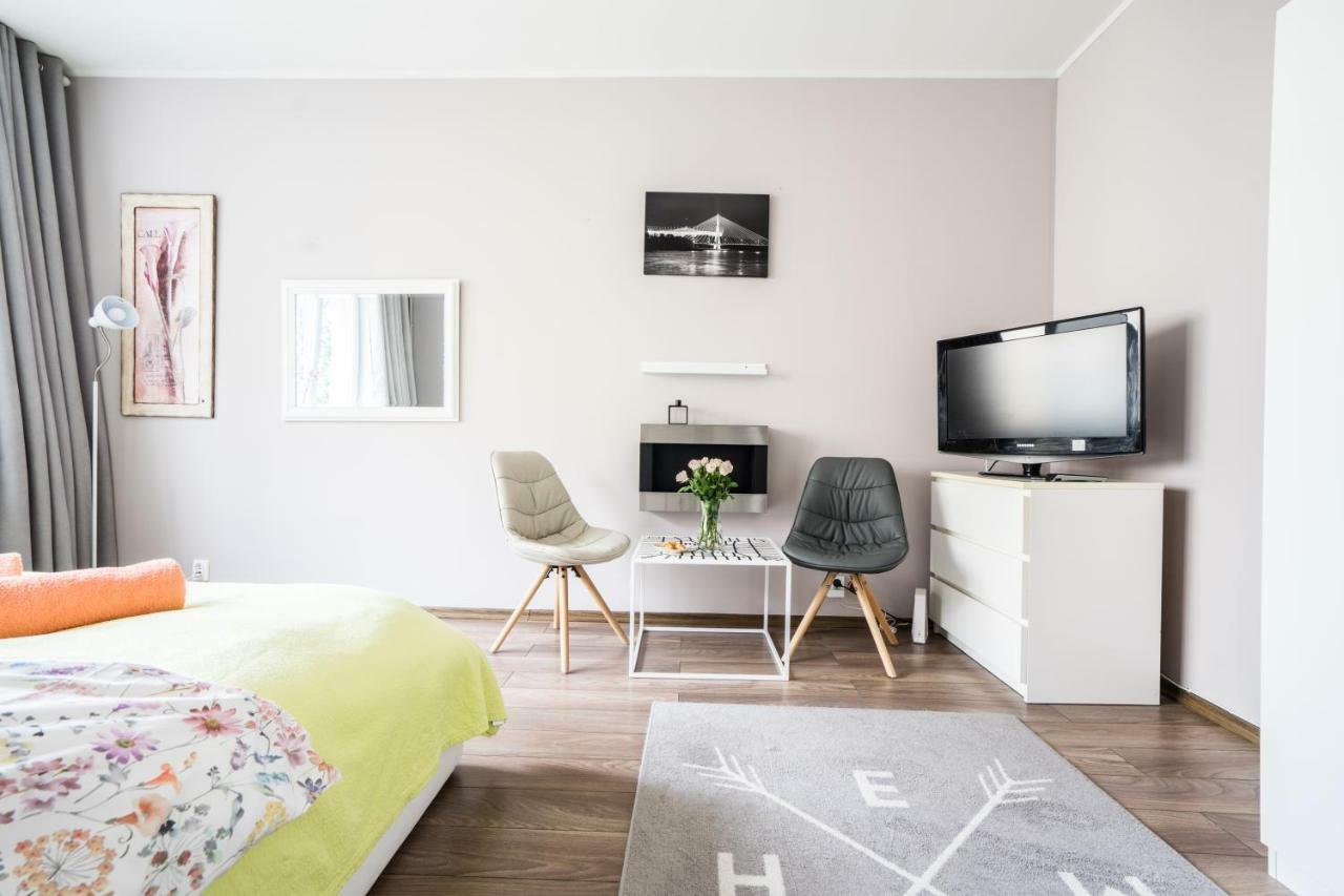 Sunny Wisla River Apartment Warschau Exterior foto