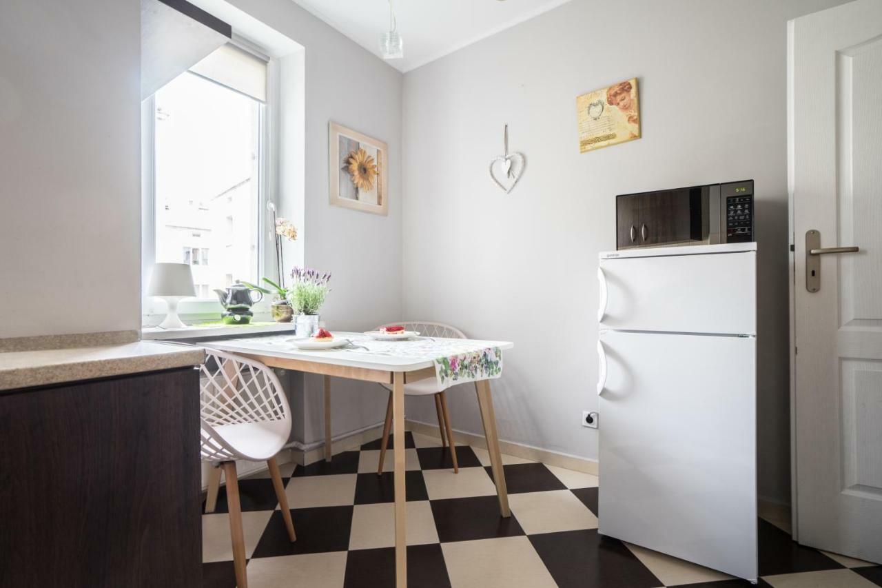 Sunny Wisla River Apartment Warschau Exterior foto